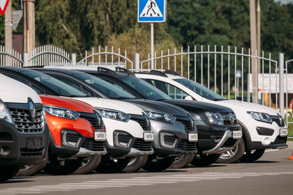 véhicules renault